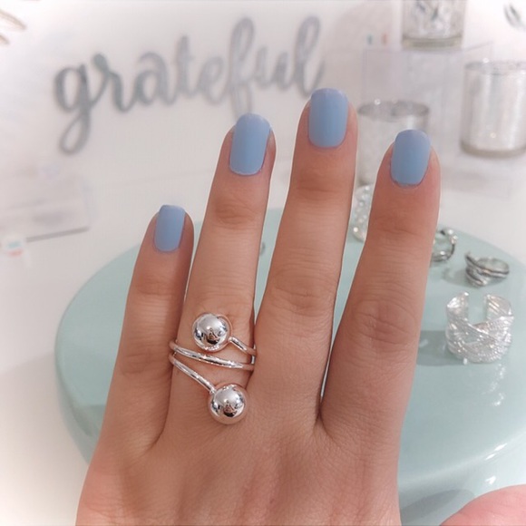 💙💎GRATEFUL💙MAKER💎💙 Jewelry - 💙💎TWO BIG STERLING SILVER BALLS LAYER RING💎💙8!